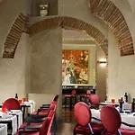 Brunelleschi Hotel 4*