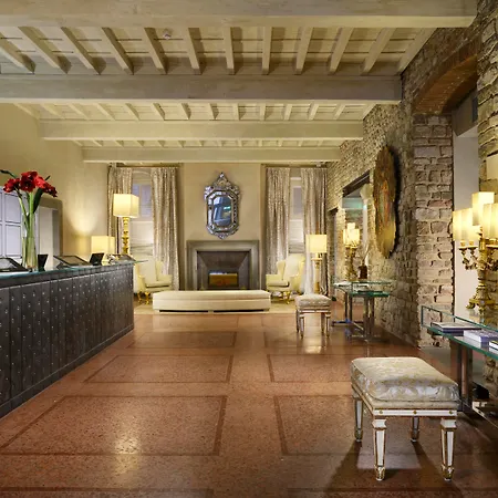 Szálloda Brunelleschi 4*