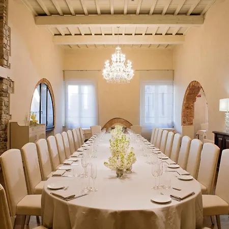 Szálloda Brunelleschi 4*