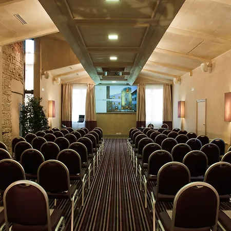 Brunelleschi Hotel 4*