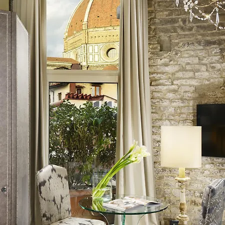 Brunelleschi Szálloda 4*