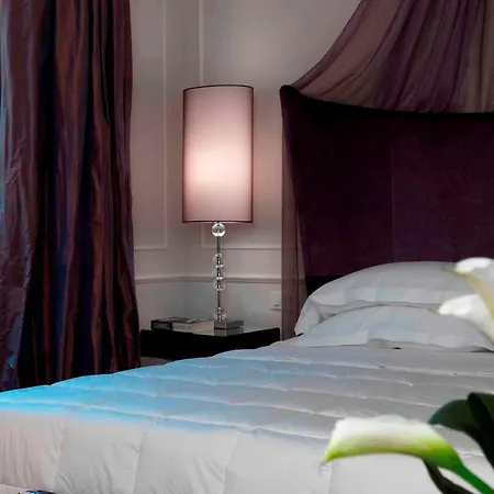 Brunelleschi Szálloda 4*
