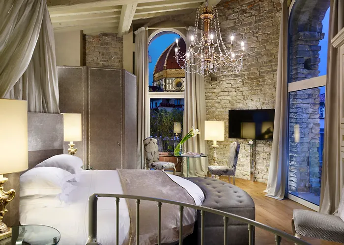 Brunelleschi Hotel 4*