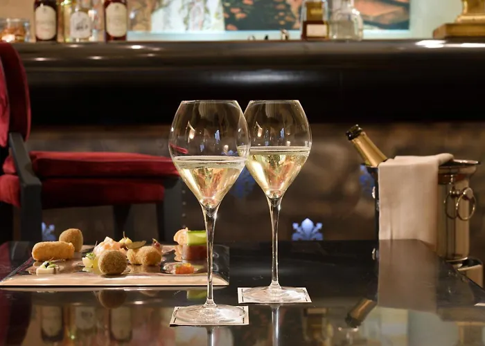 Brunelleschi 4* Florence