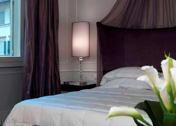 Brunelleschi 4* Florence