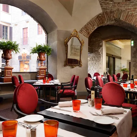 Brunelleschi 4* Florence